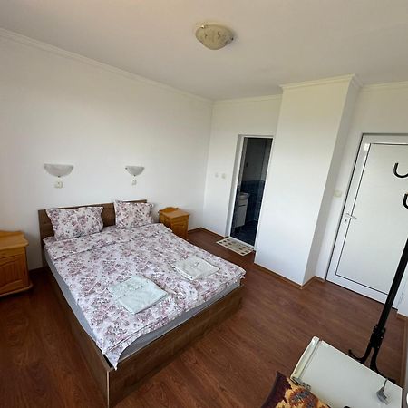 Guest House Chala Ngoại thất bức ảnh