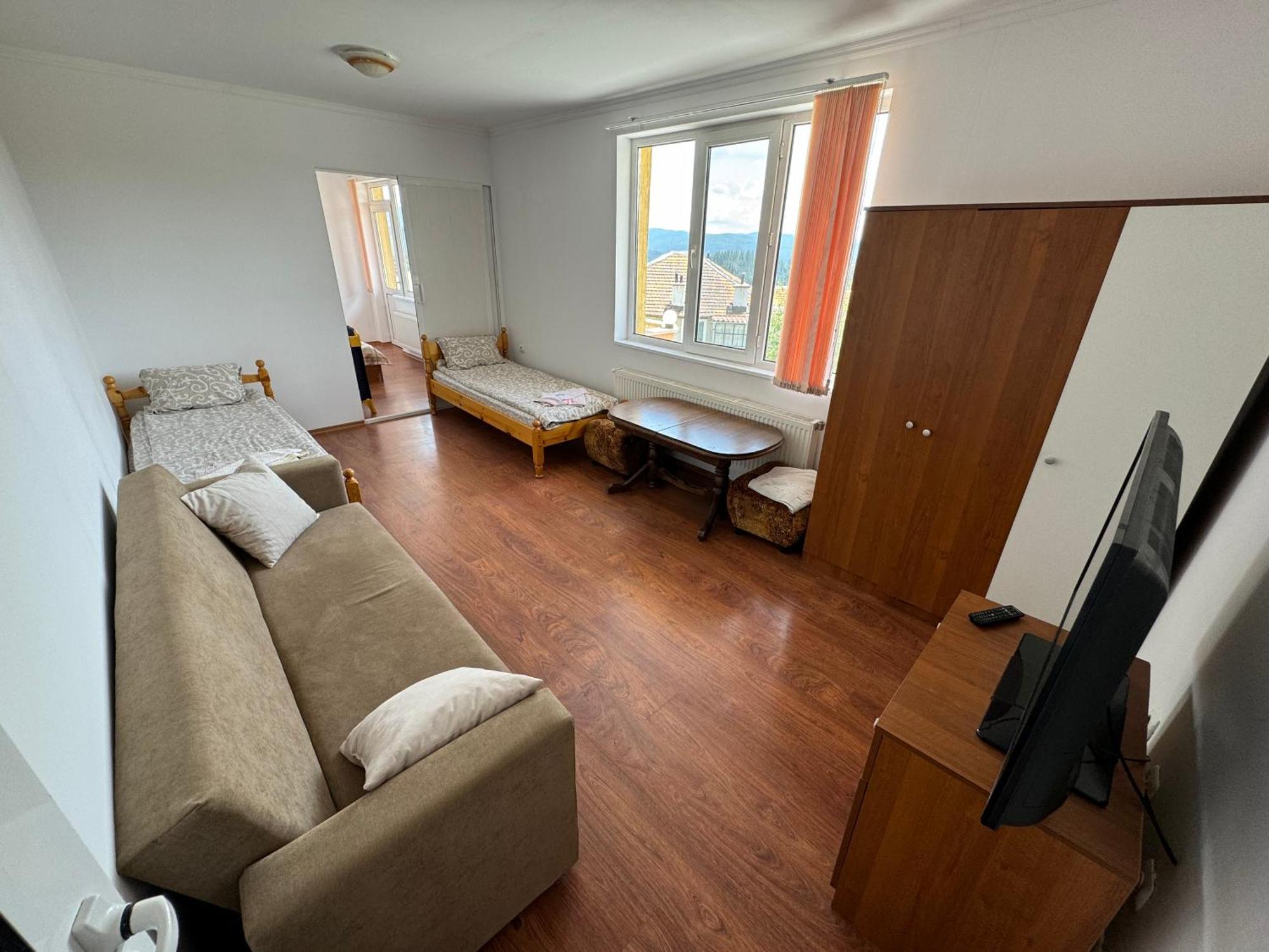 Guest House Chala Ngoại thất bức ảnh