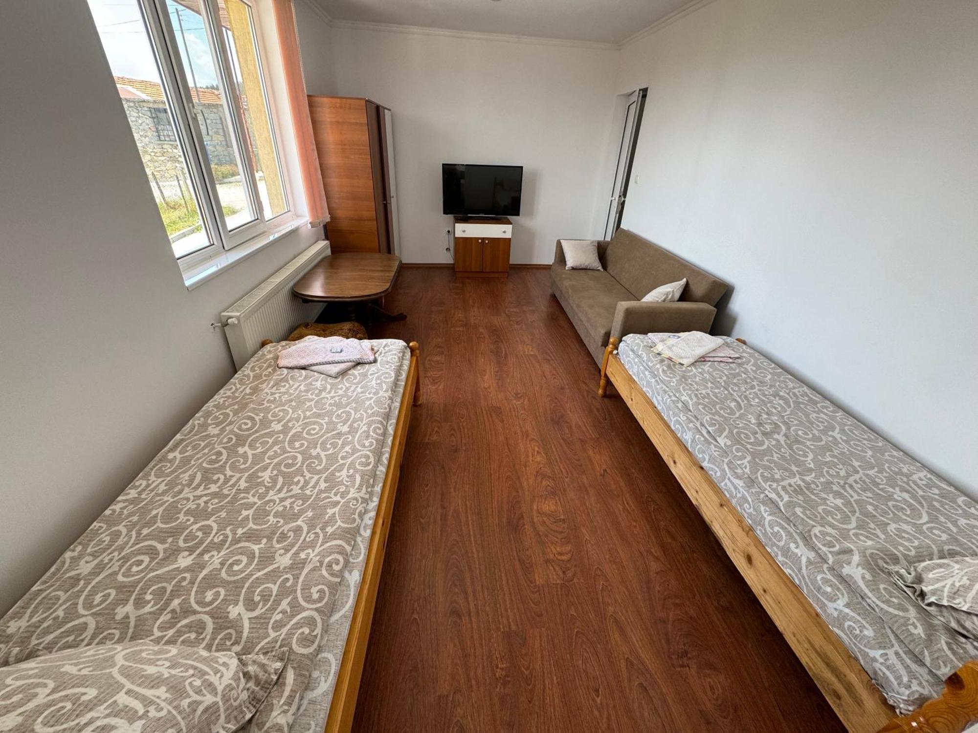 Guest House Chala Ngoại thất bức ảnh