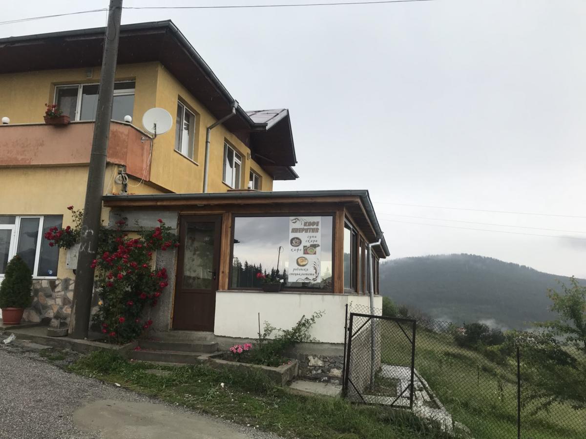 Guest House Chala Ngoại thất bức ảnh